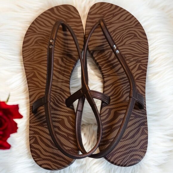 Grendene “Weekend” Brown Tiger-Stripe Flip Flops Size 7M Made in Brazil - Picture 1 of 11